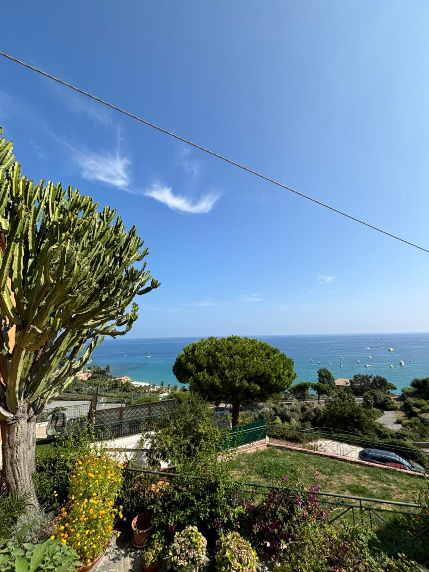 Il Giardino Del Mare Lejlighed Ventimiglia Eksteriør billede